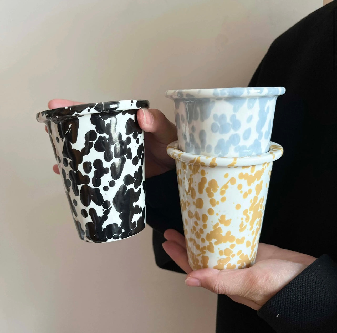 Handgefertigte Sprenkel-Becher “Color Splash”